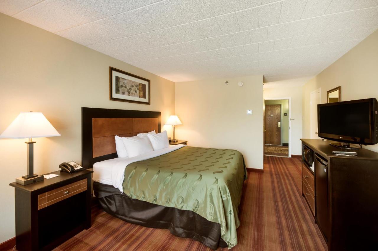 Chester Hotel And Conference Center Exton Exterior foto